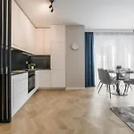 Metropolis Design Apartments